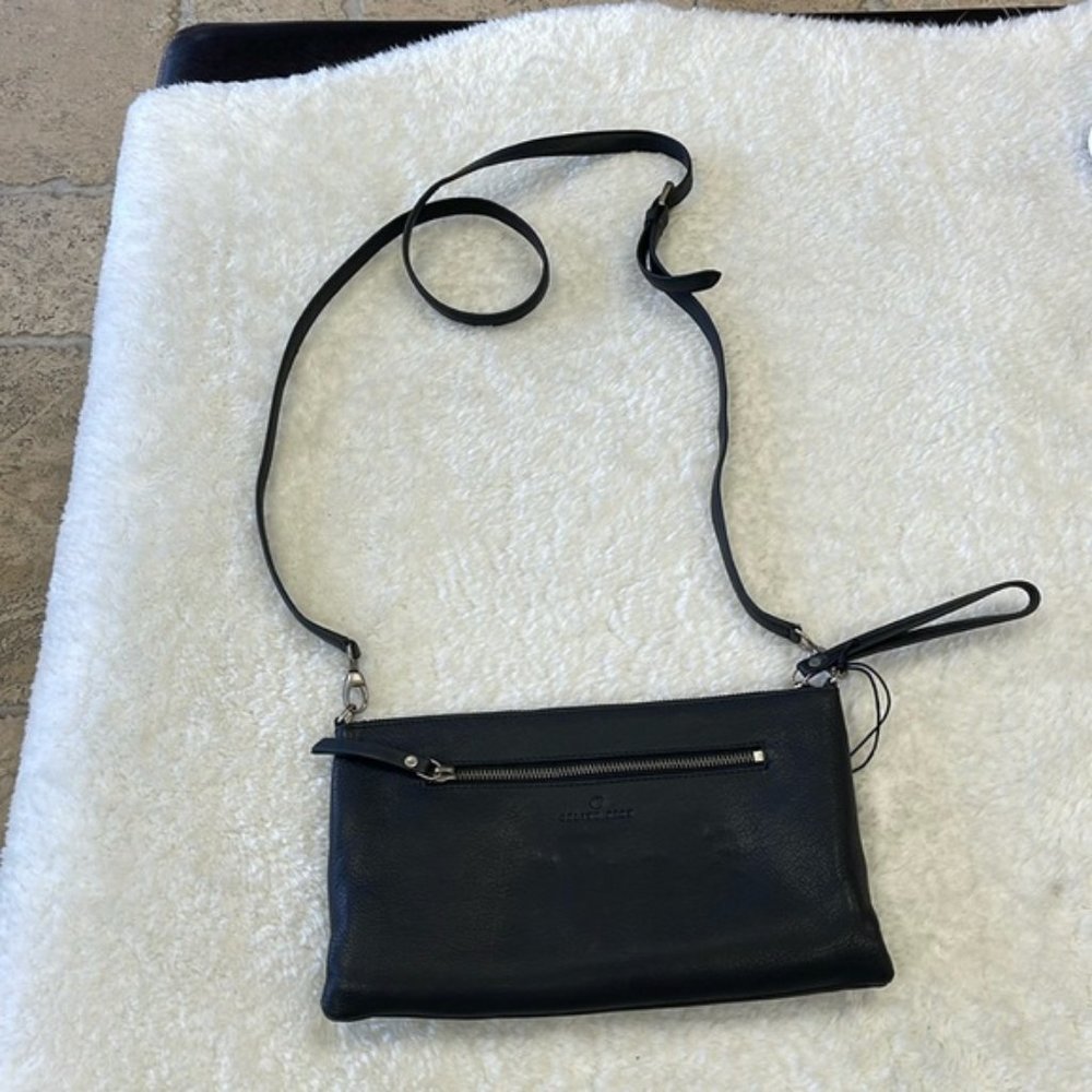 🛍️ Celine Dion Women's Cadence Crossbody Leather Clutch - Picture 12 of 12